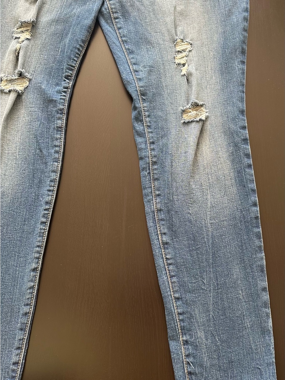 Old Navy Blue Distressed Skinny Jeans - Picture 4 of 13
